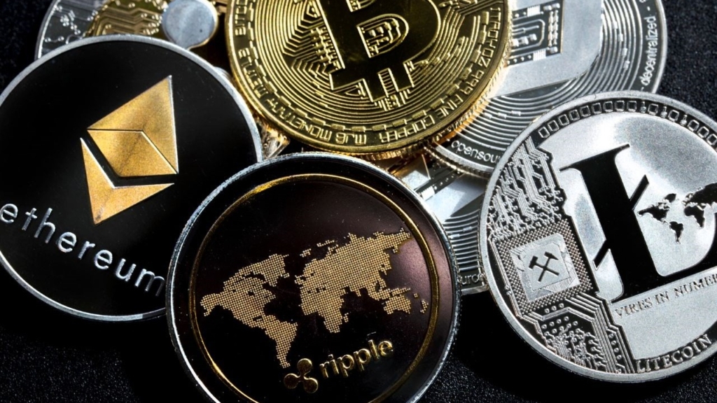 Bitcoin, Ethereum ve XRP: 2024'te 3 Büyük Kripto Para İçin Yeni Zirveler Bekleniyor