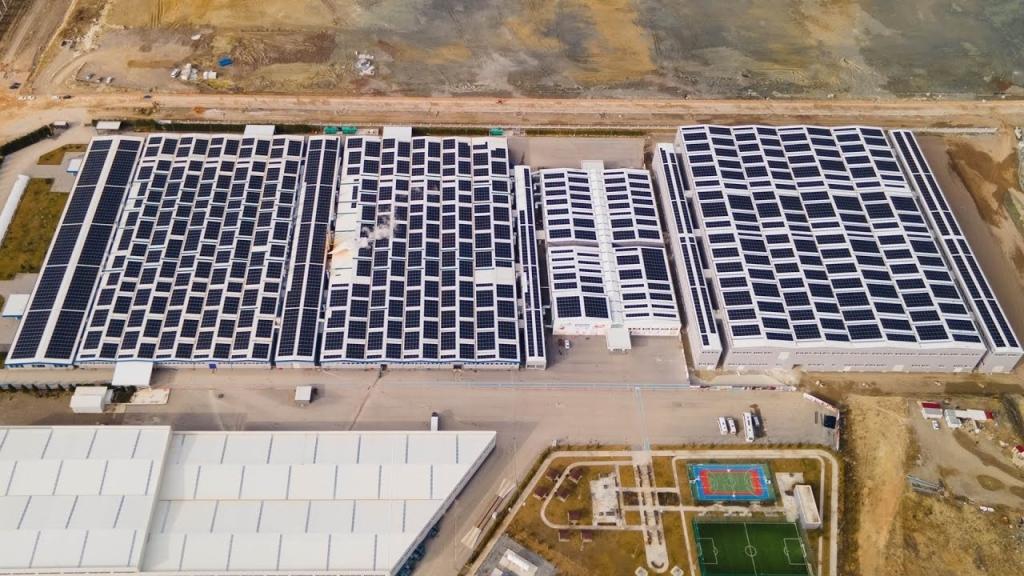 Çankırı'da 6.900 kWp Güçlü Güneş Enerjisi Santrali Kuruldu: Firma Yılda 4 Milyon Kg Karbondioksit Salınımını Önleyecek