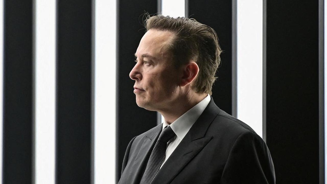 SEC, Elon Musk'a Yaptırım İstiyor: Twitter Satın Alımının Ardından Yeni Bir Kavga