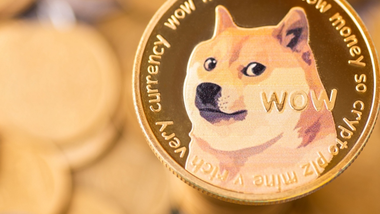 DOGE %9 Atladı! 0.10 Doları Geçti, Analistler Neler Söylüyor?