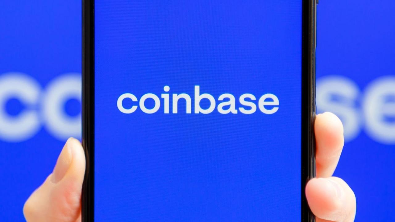 Coinbase Sürpriz Altcoin'i Listeledi: Fiyat %9,9 Arttı!