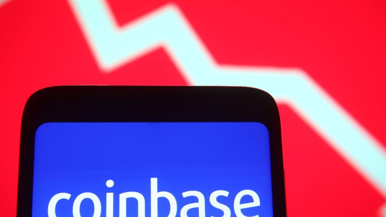 Coinbase Sürpriz Altcoin'i Listeledi: Fiyat %9,9 Arttı!