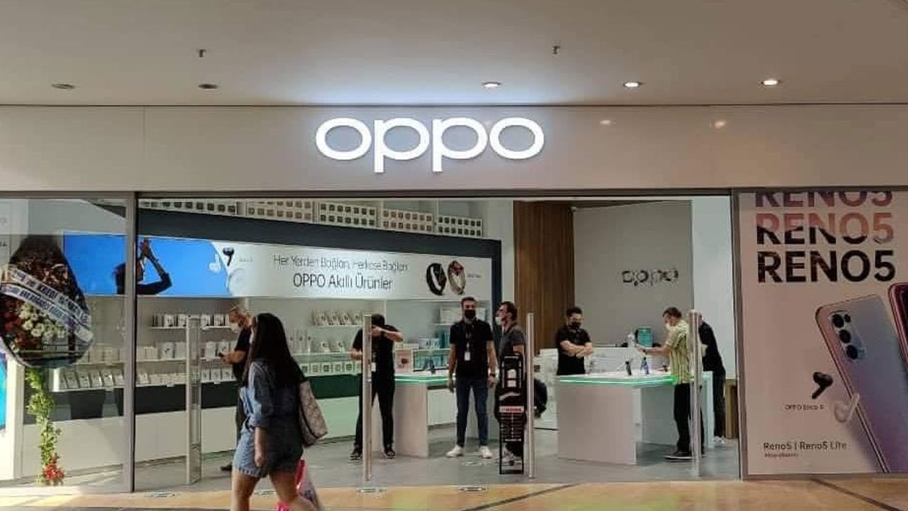 OPPO, UEFA ile 3 Yıllık Ortaklığı Yeniledi: Futbol Severler İçin Yeni Teknolojiler