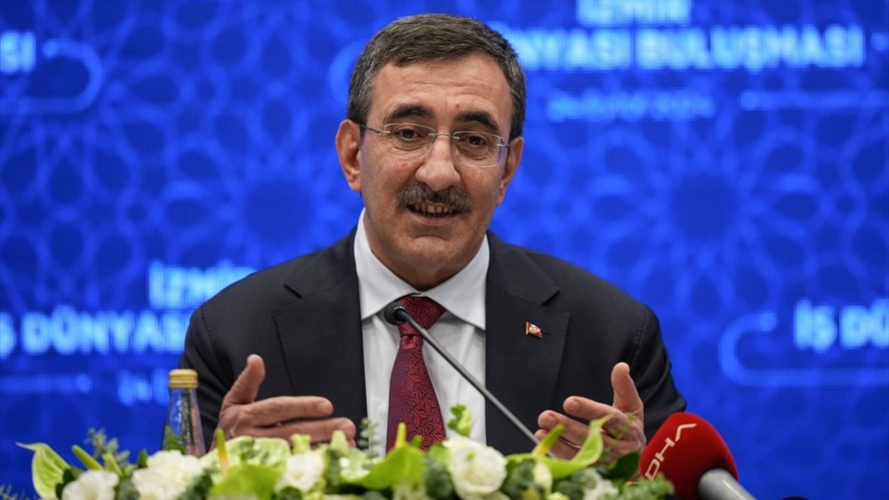 Yılmaz: Enflasyon 2025'te Düşecek, Türkiye'nin Ekonomisi Güçlenecek