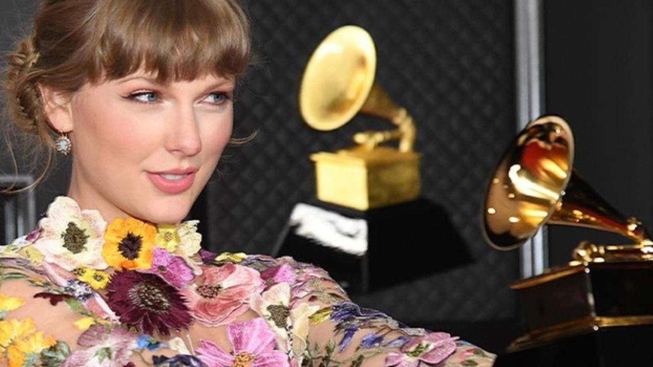 Taylor Swift, Yapay Zeka Deepfake'leri Hakkında Uyarıyor ve Kamala Harris'e Destek Verdiğini Açıklıyor