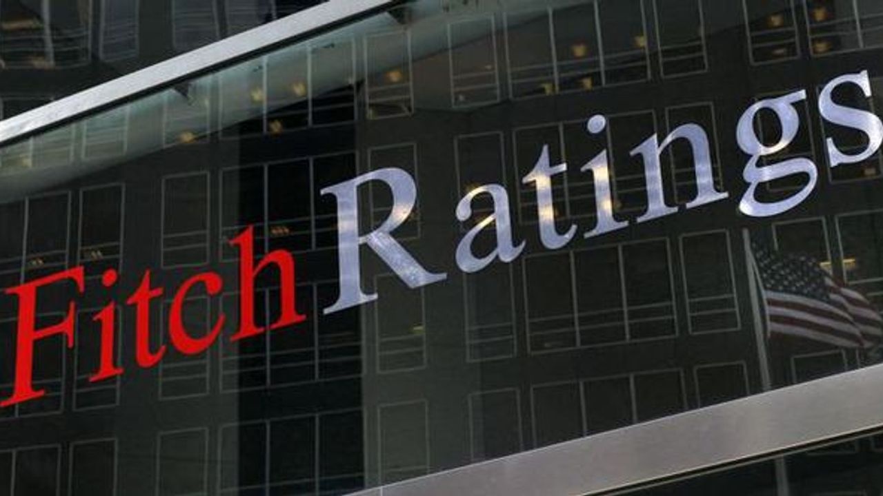 Fitch, Türkiye'nin Kredi Notunu Yükseltti: 3 Büyük Derecelendirme Kuruluşunun Türkiye Kararı