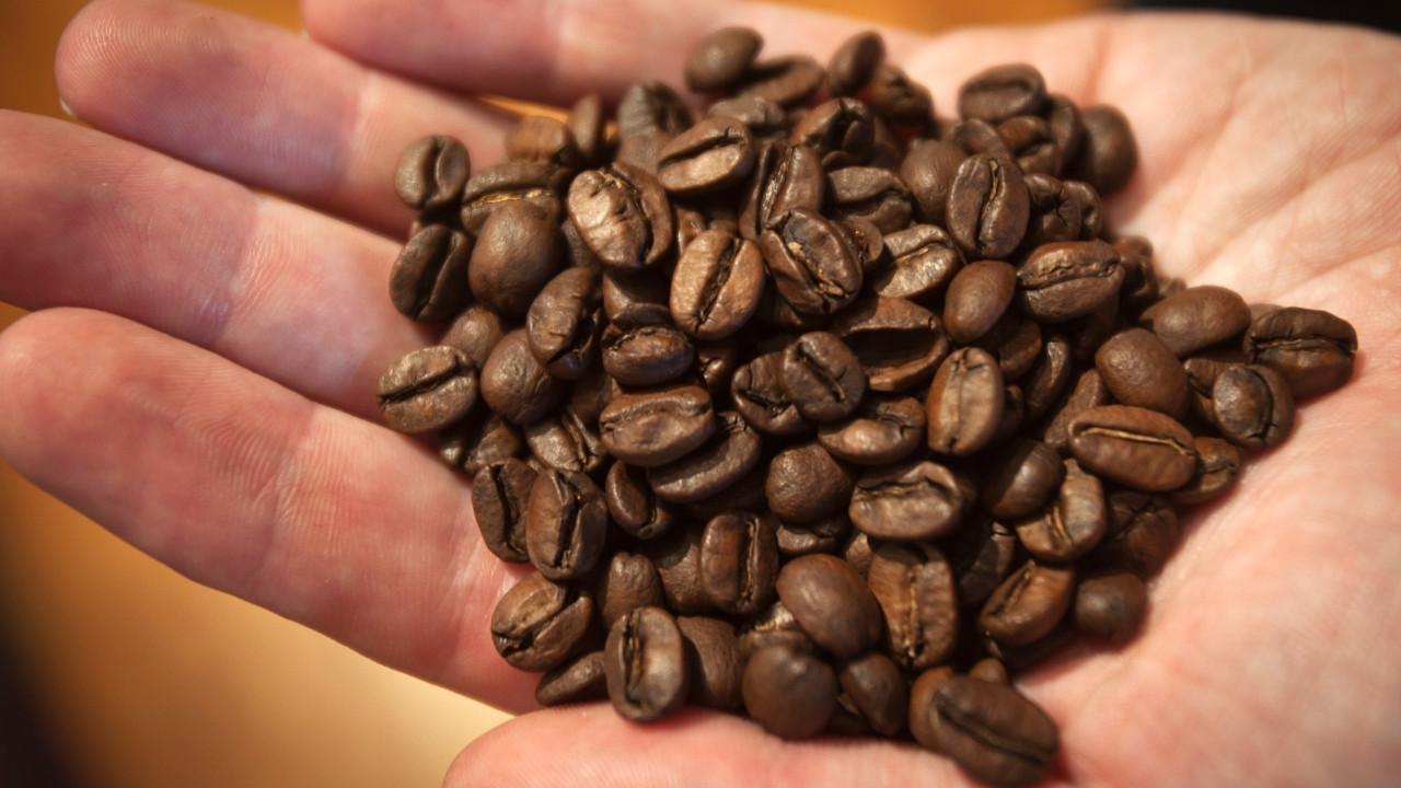 Arabica Kahve Fiyatları 13 Yılın Zirvesinde: Vadeli Piyasalarda %5'lik Artış