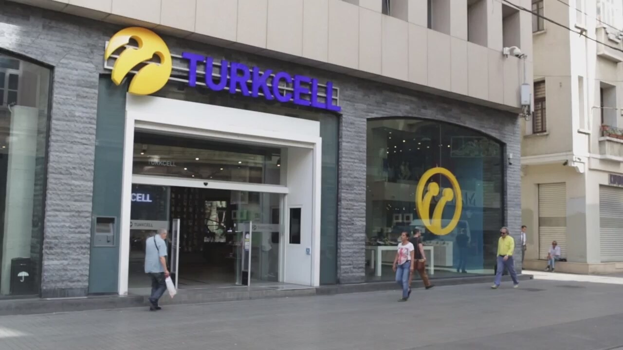 Turkcell 3 Şirketini Sattı: Ukrayna'daki Bağlı Ortaklıkları El Değiştirdi