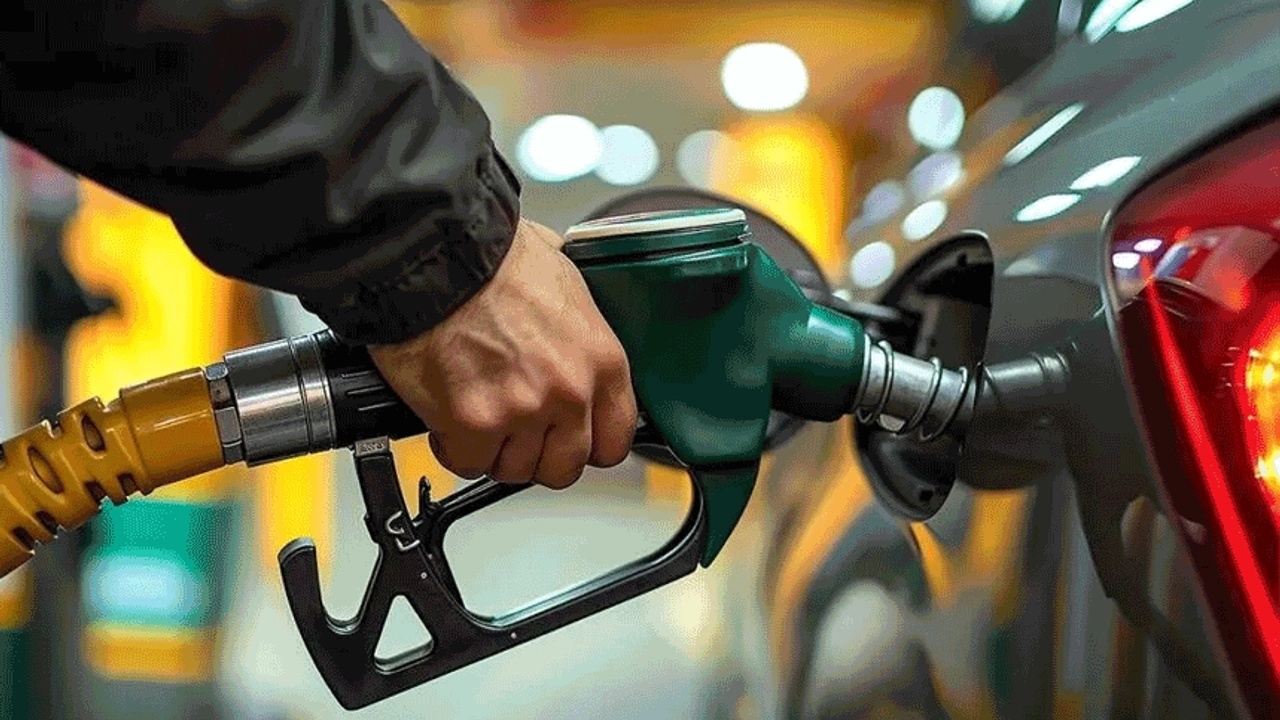 Petrol Fiyatları Orta Doğu Gerilimiyle Yükseliyor: Akaryakıta Zam Geldi