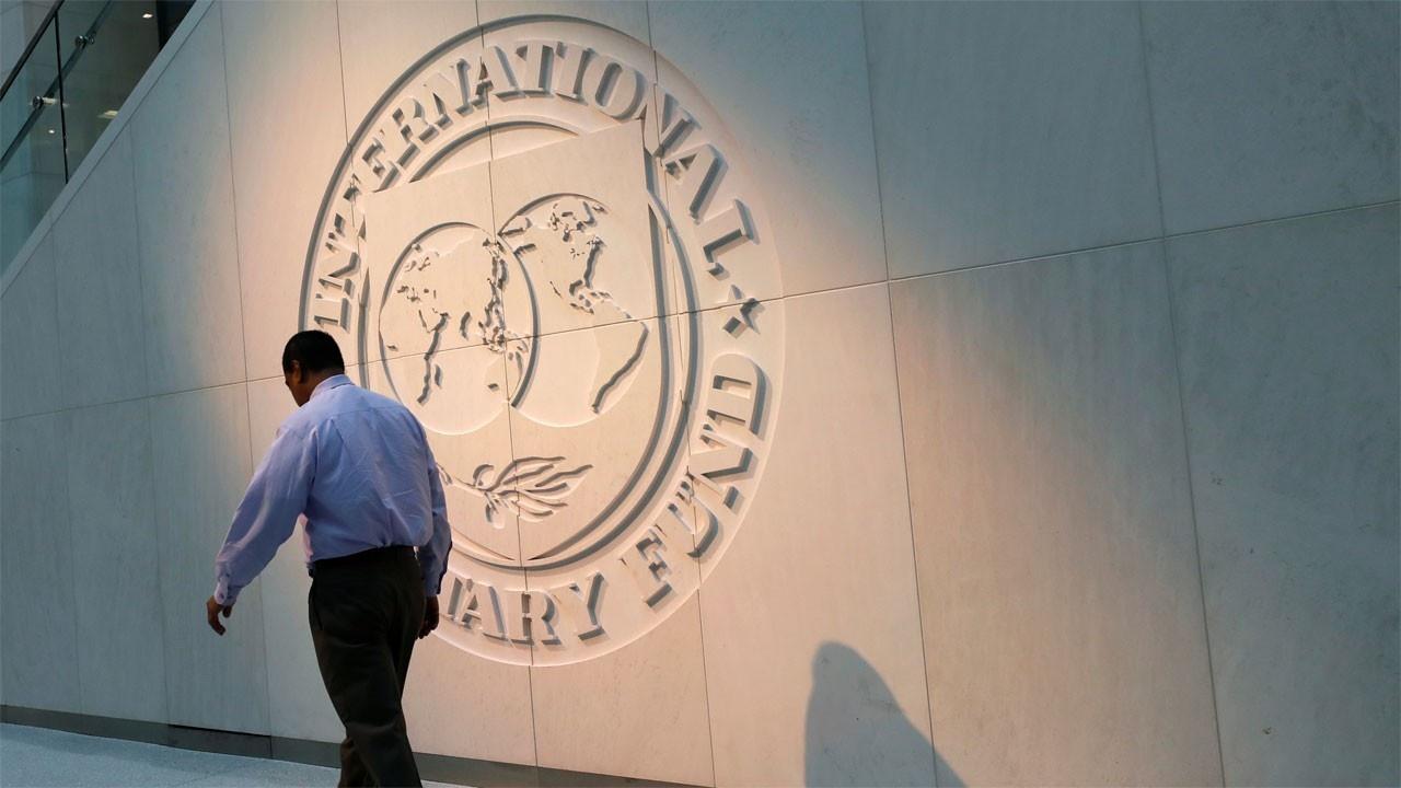 IMF, Türkiye'nin 2024 Büyüme Tahminini Aşağı Çekti: Küresel Ekonomide Durgunluk Endişesi