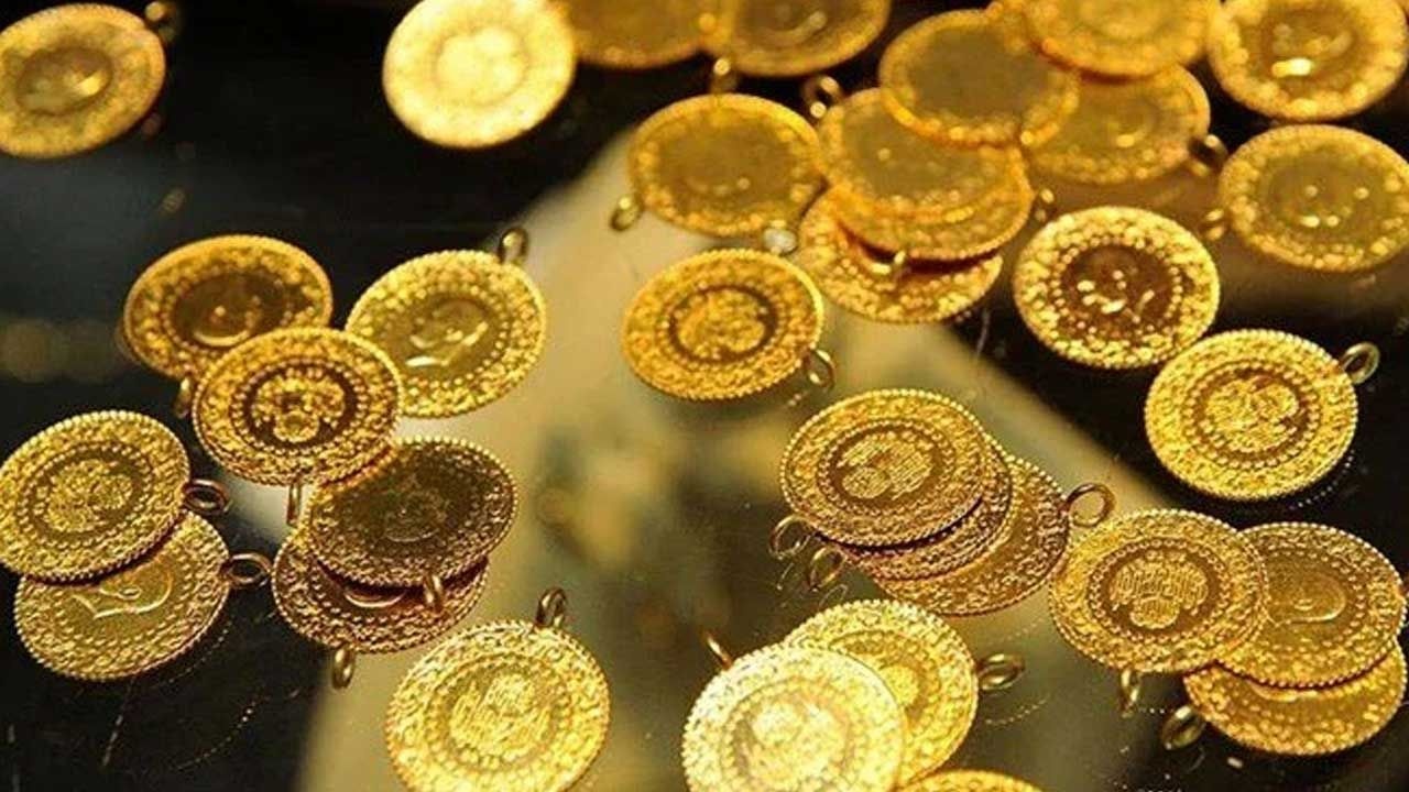 Altın 2.641 Dolardan Denge Arayışı: ABD Verileri Piyasaları Sarsıyor