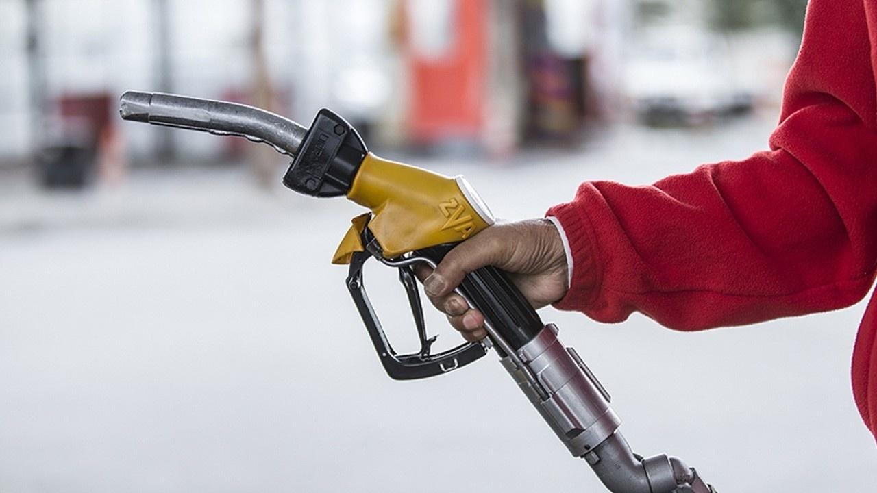 Petrol Fiyatları 7 Yıldır Görülmemiş Seviyeye Çıktı: Akaryakıta Zam Geliyor