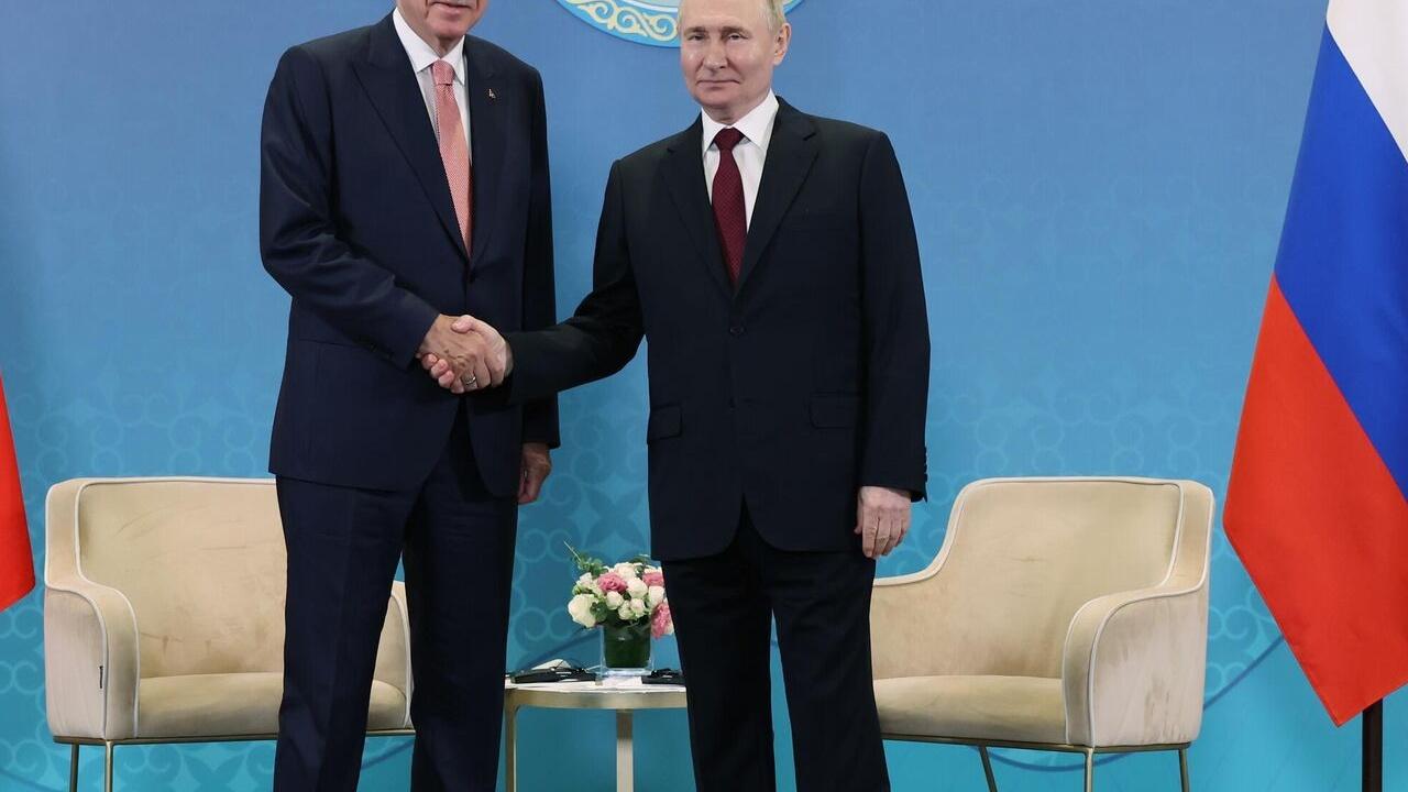 BRICS Zirvesi'nde Erdoğan-Putin Görüşmesi: Yeni Nükleer Santral ve Doğalgaz Merkezi Gündemde