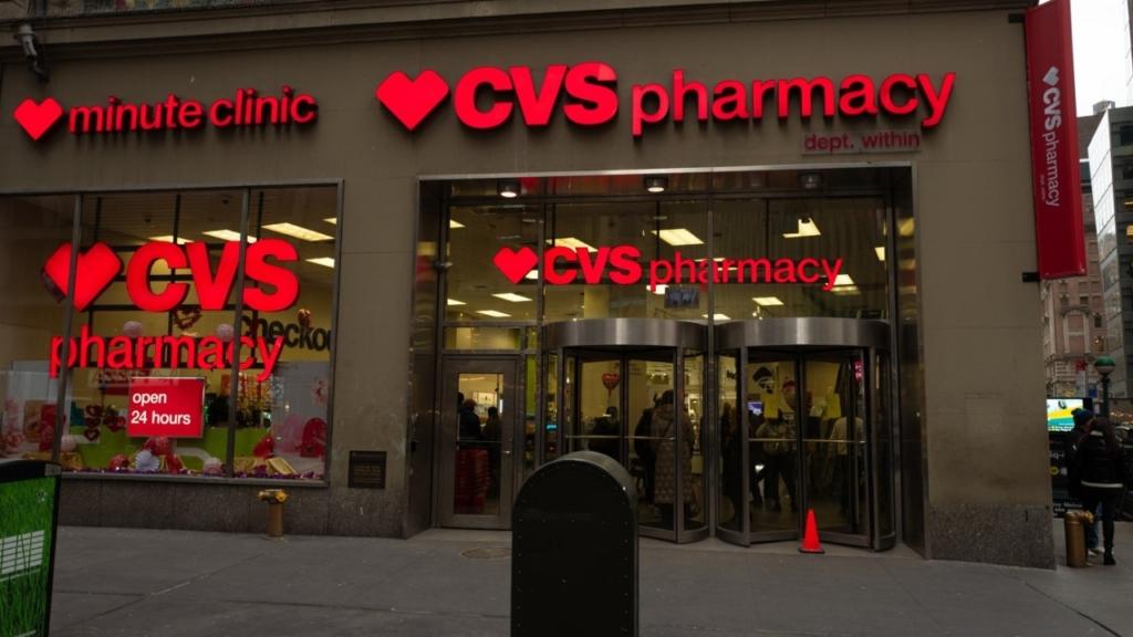 CVS Health 3 Bin Çalışanı İşten Çıkarıyor: Maliyet Tasarrufu İçin Büyük Hamle