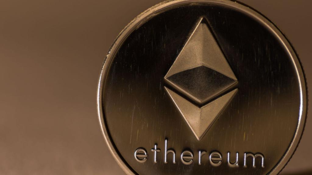 Ethereum Çöküşte mi? Analistler 'lik Düşüş Uyarısı Verdi!