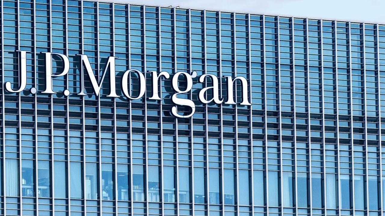 JPMorgan, 10 Yıldan Fazla Bir Süre Sonra LNG Ticaretine Geri Dönüyor