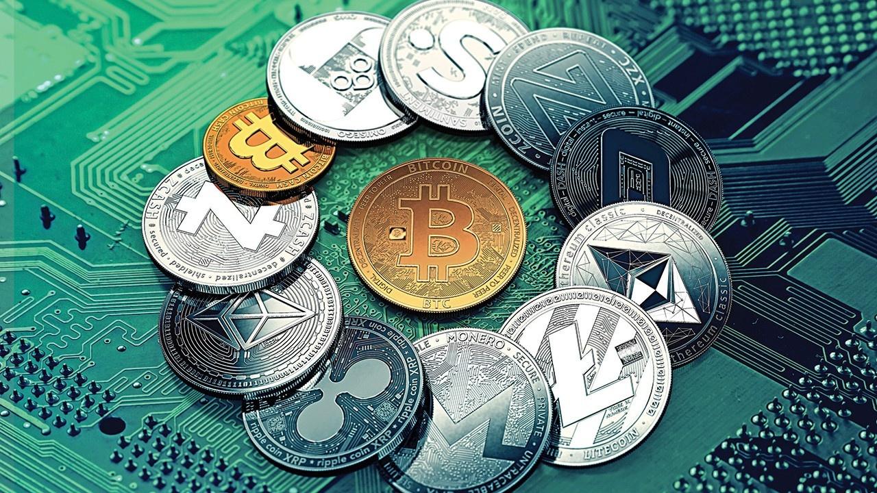 15 Altcoin Bitcoin'i Geçti: Altcoin Sezonu mu Geliyor?