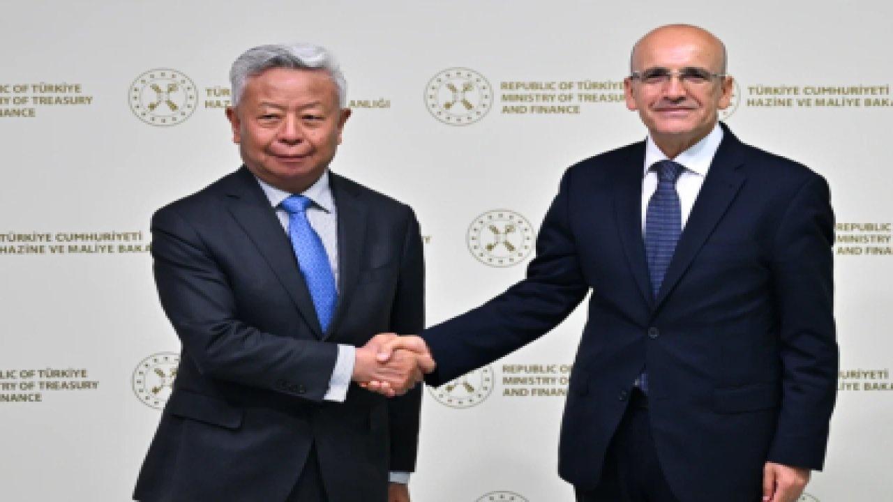 Şimşek, 100 Milyar Dolarlık AIIB'yi Ziyaret Etti