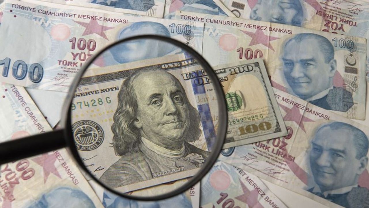 8 Kasım 2024 Dolar ve Euro Kuru Ne Kadar?