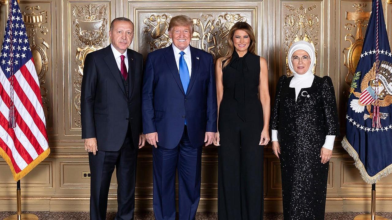 Erdoğan, Trump'ı 2. kez ABD Başkanı seçilmesi nedeniyle kutladı