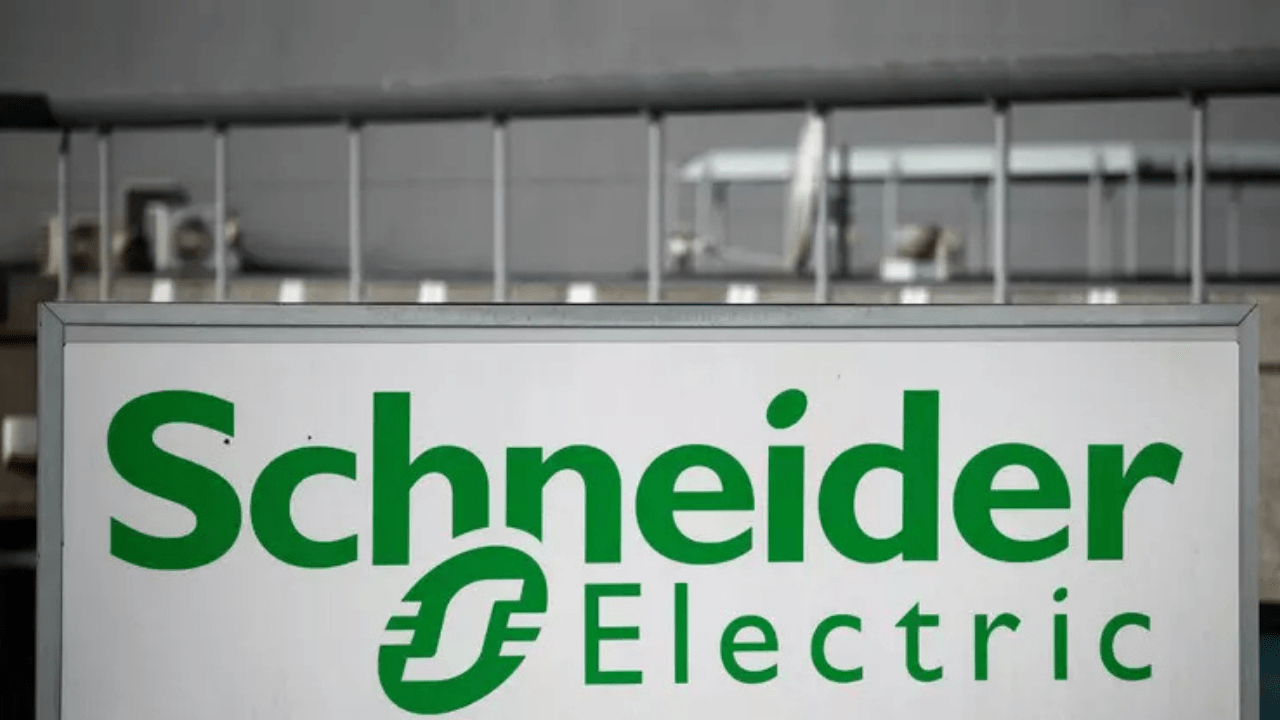 Schneider Electric CEO'su 18 Ay Sonra Görevden Alındı