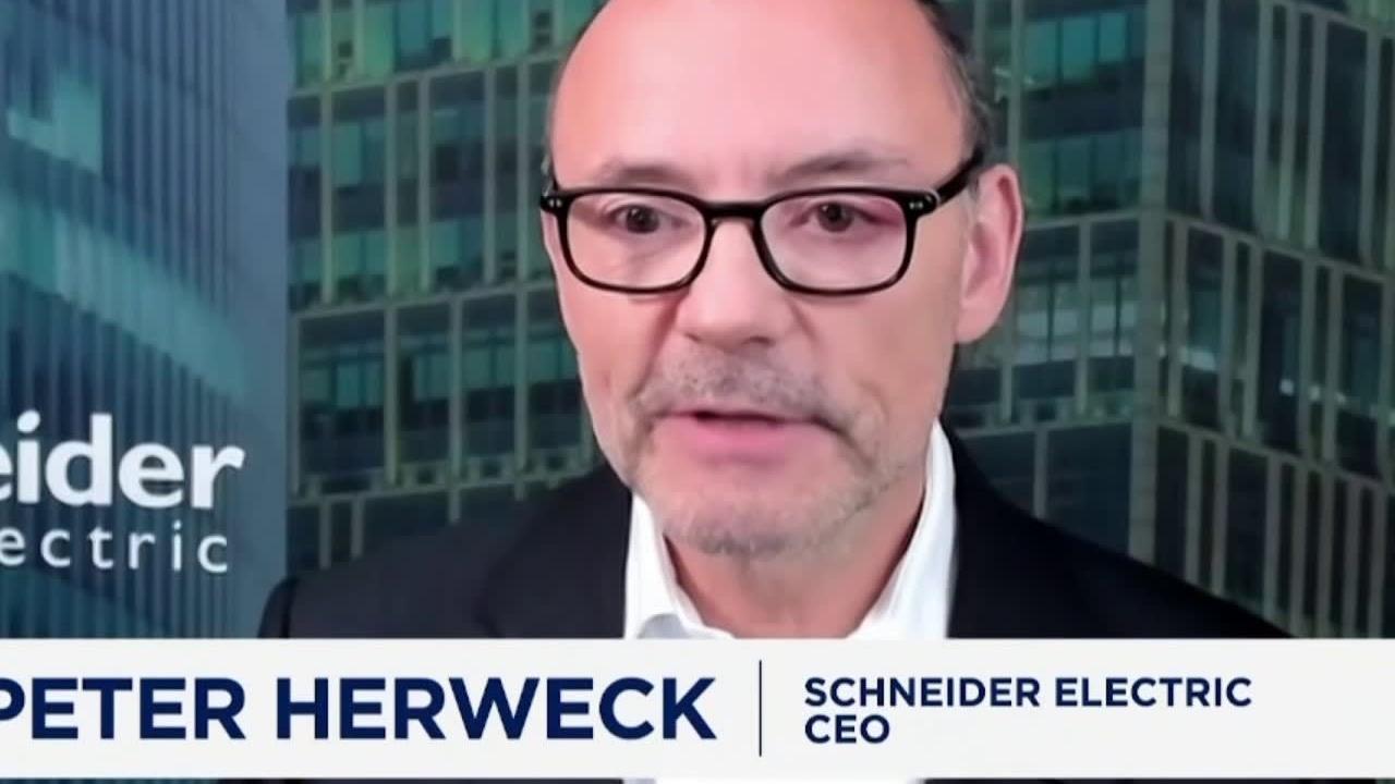 Schneider Electric CEO'su 18 Ay Sonra Görevden Alındı