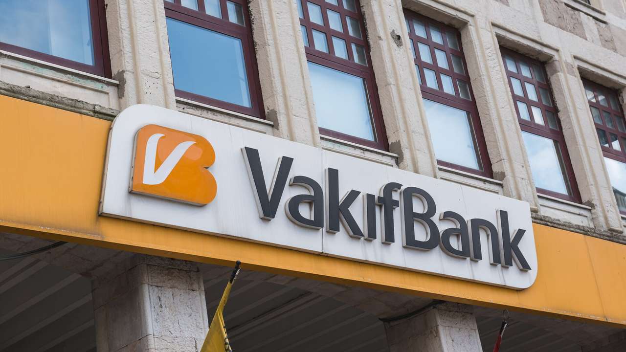 Vakıfbank çalışma saatleri 2024