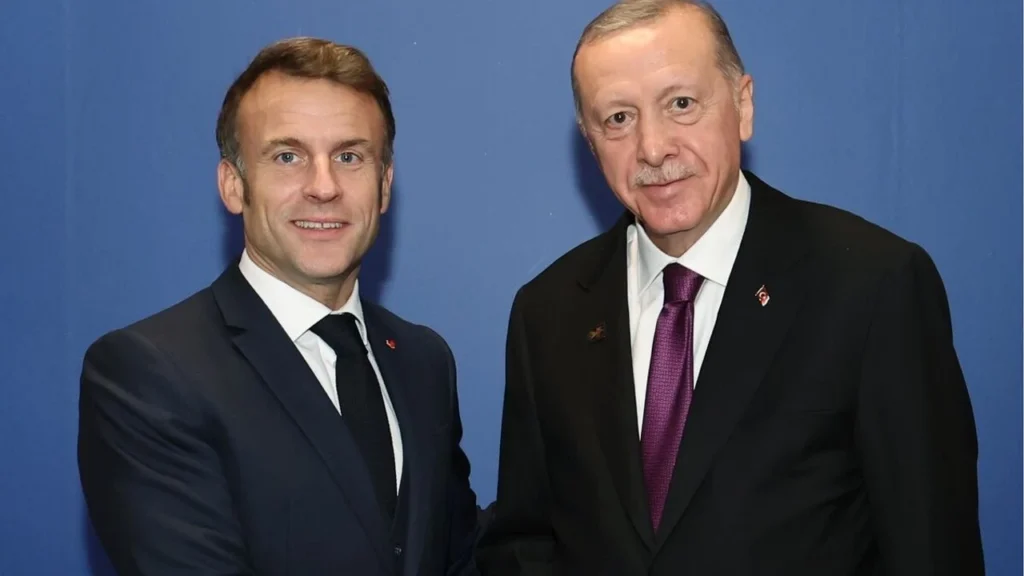 Erdoğan ve Macron, Budapeşte'de 2 Kritik Görüşme Gerçekleştirdi