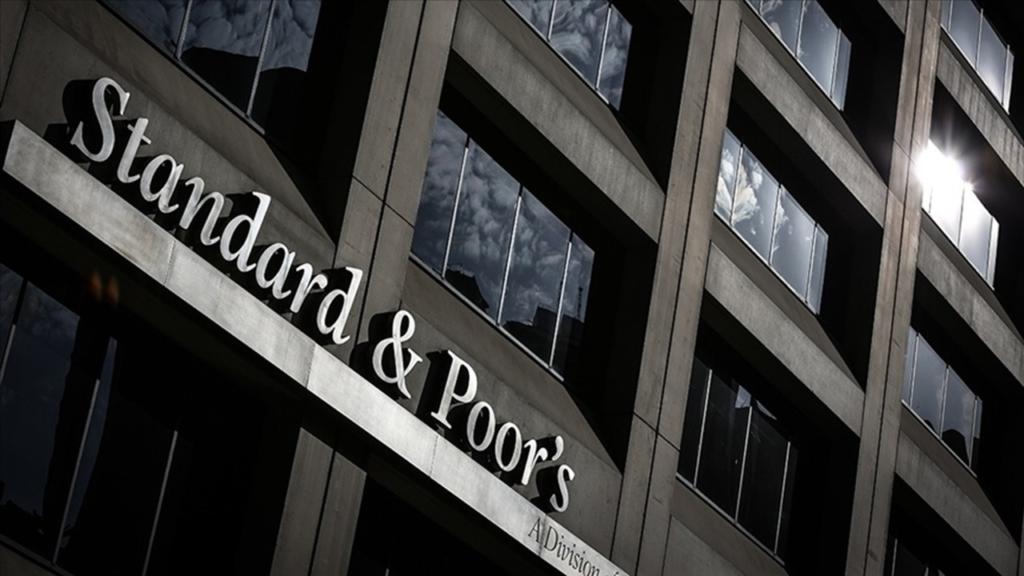 Türkiye'nin kredi notu S&P tarafından BB-'ye yükseltildi