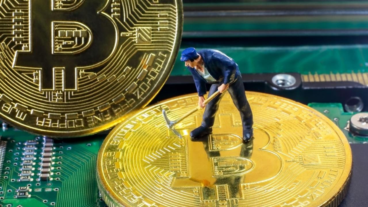 MicroStrategy 561 Milyon Dolarlık Bitcoin Aldı!