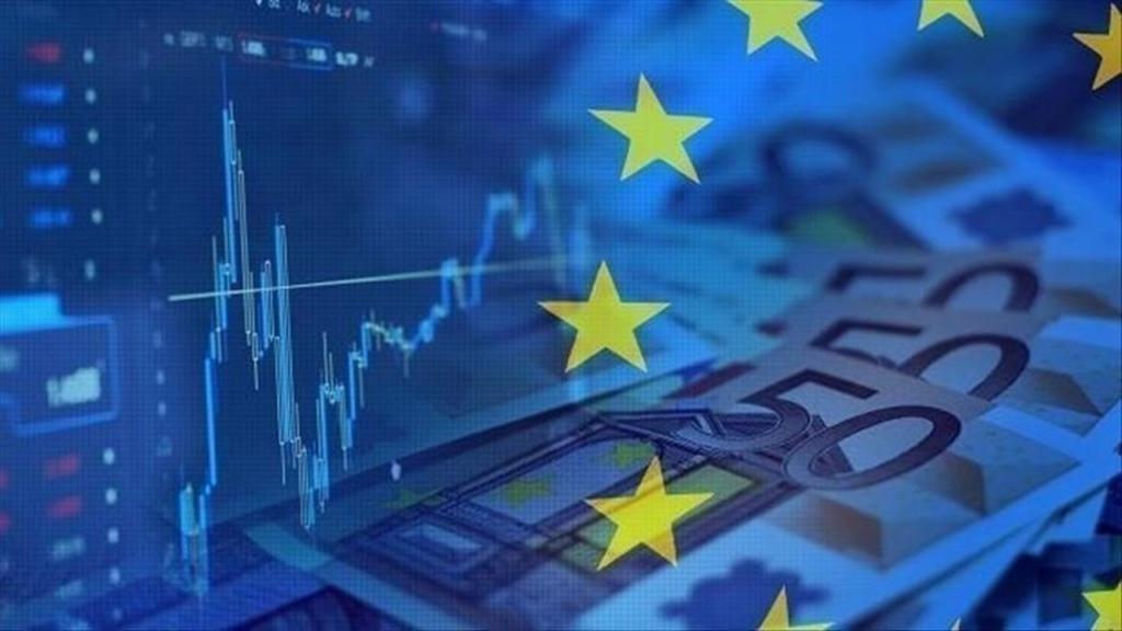 Euro Bölgesi Ekonomisi Kasım'da Daraldı