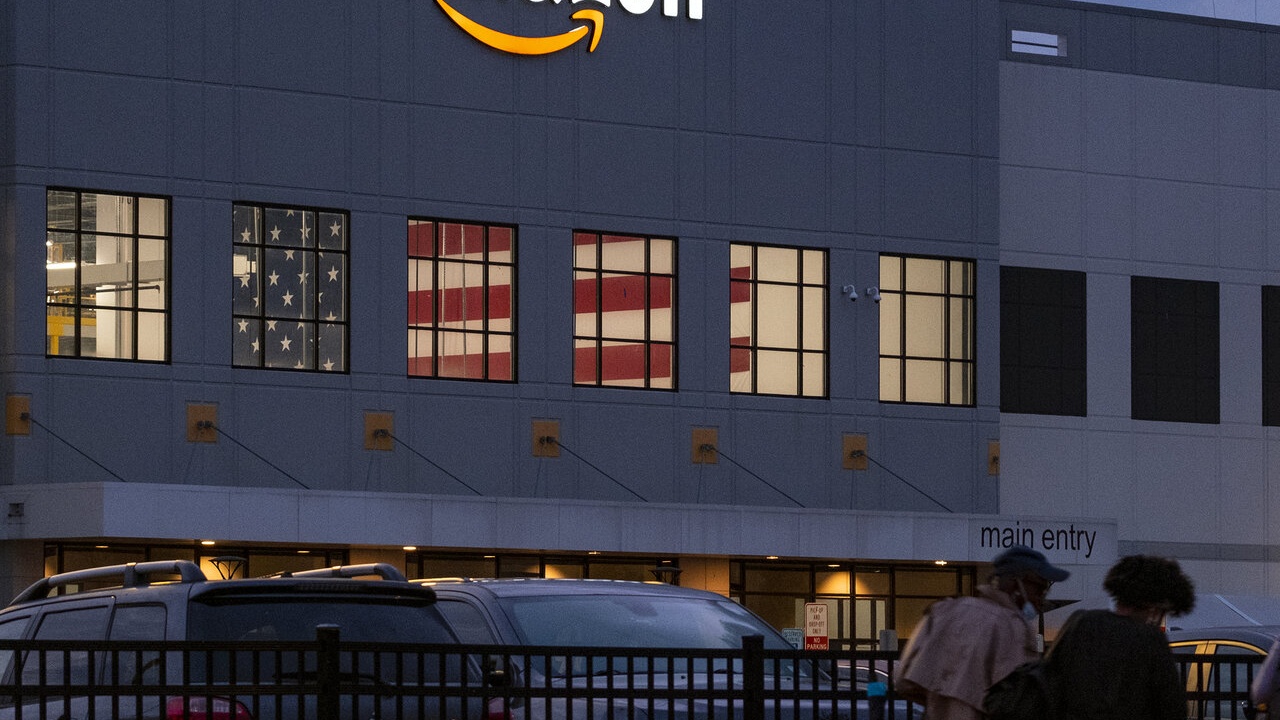 Amazon'da Binlerce Çalışan Greve Hazırlanıyor