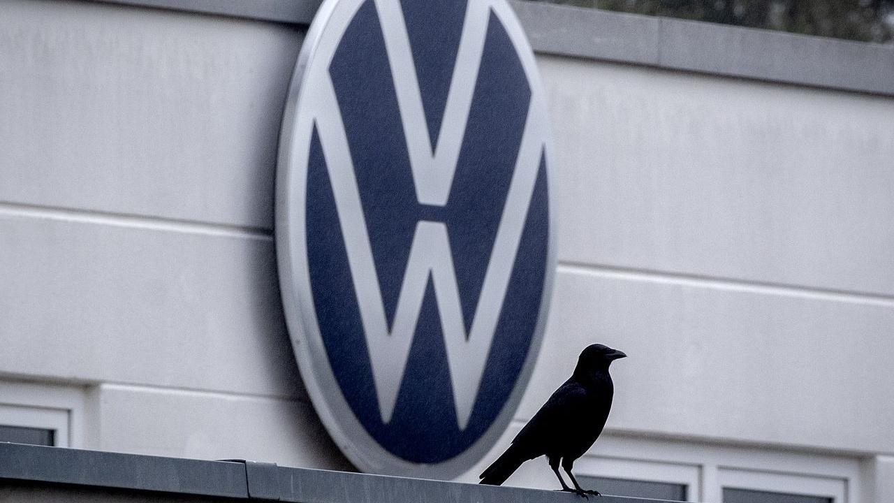 Volkswagen ve Sendikalar Kesinti Müzakerelerinde Kritik Eşikte