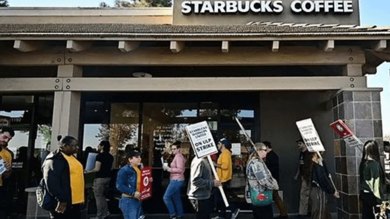 Starbucks Grevi 10 Şehre Yayıldı: Binlerce Çalışan Etkilendi