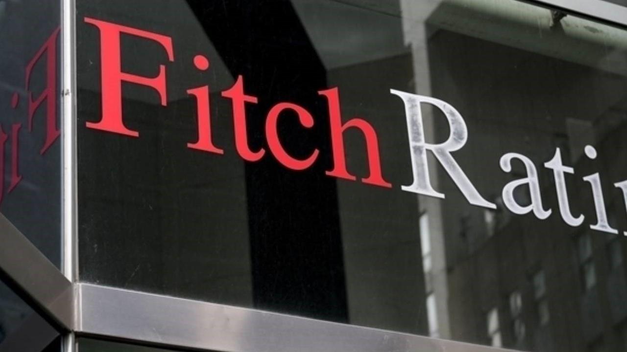 Fitch, Çin Büyüme Tahminini Düşürdü: 2026'da Yüzde 4