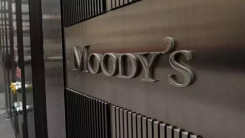 Moody's, Çin'in 2025 Büyüme Tahminini %4.2'ye Yükseltti