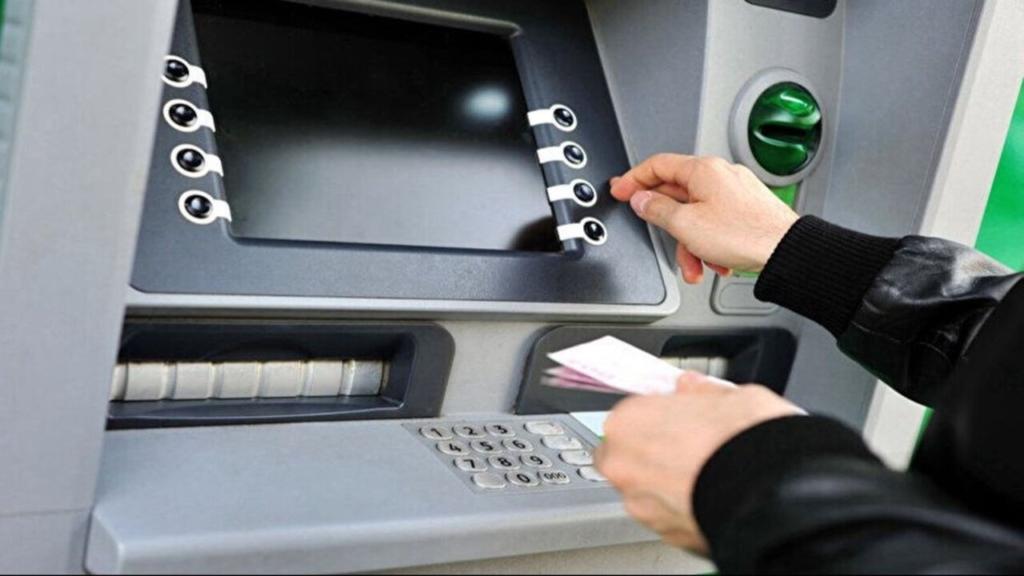 4 Banknot Krizi: ATM'ler Boş mu Kalıyor?