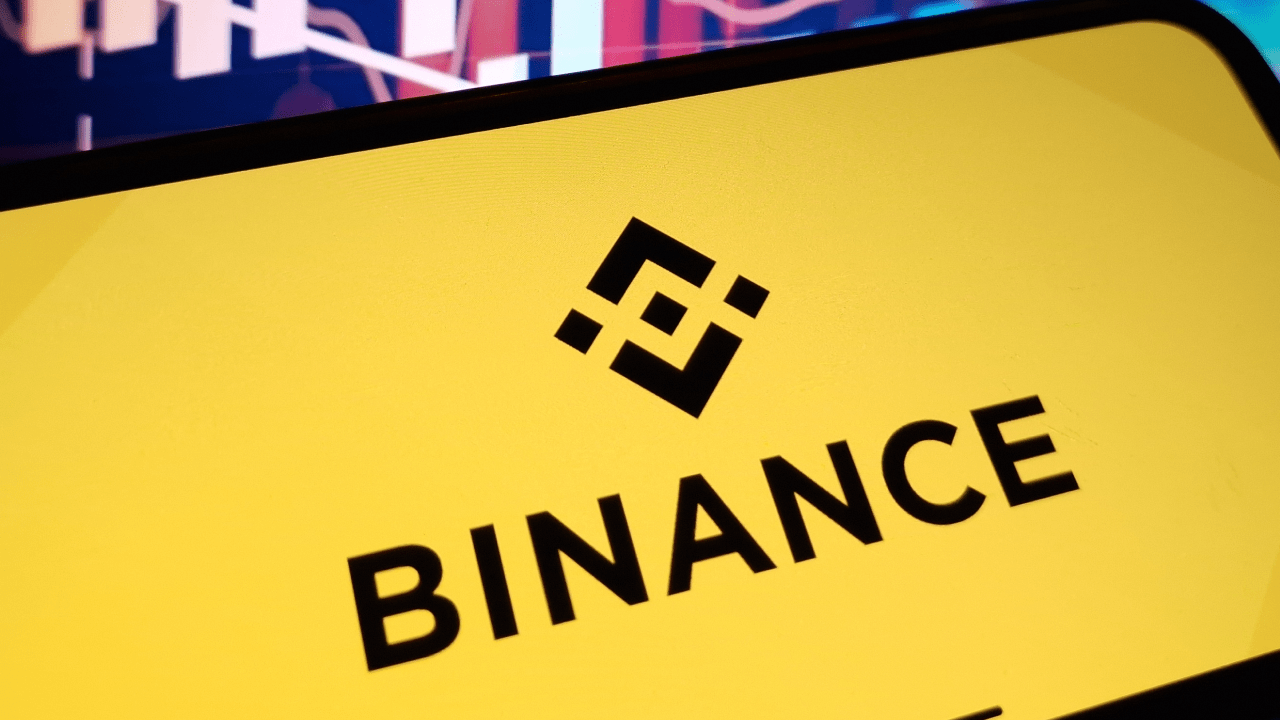 Binance 3 Altcoin'i Listeledi: Fiyatlar Uçtu!